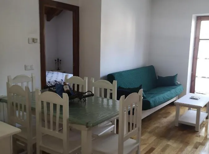 Residencial Valle De דירה